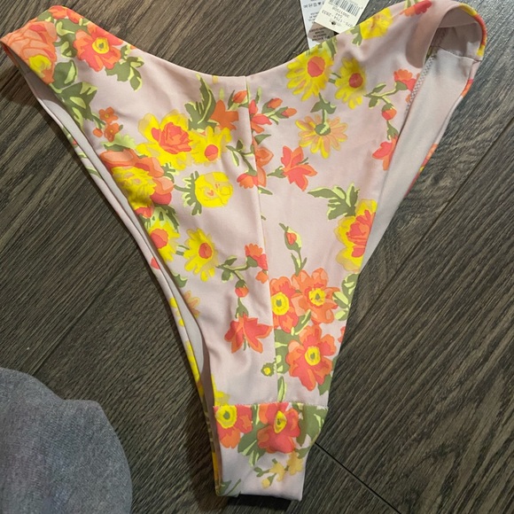 Aerie Bikini - Picture 4 of 4